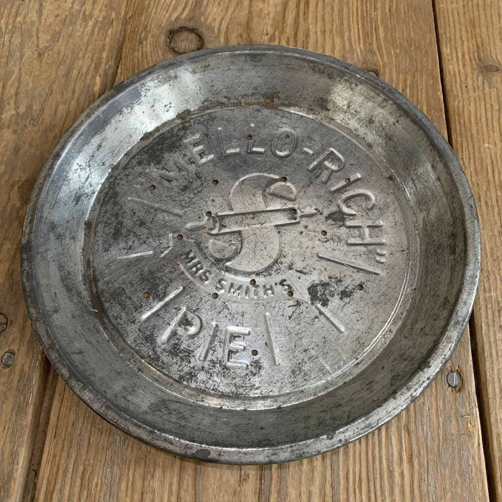 Mrs. Smith's Mello-Rich pie pan baking sturdy vintage Pre-owned